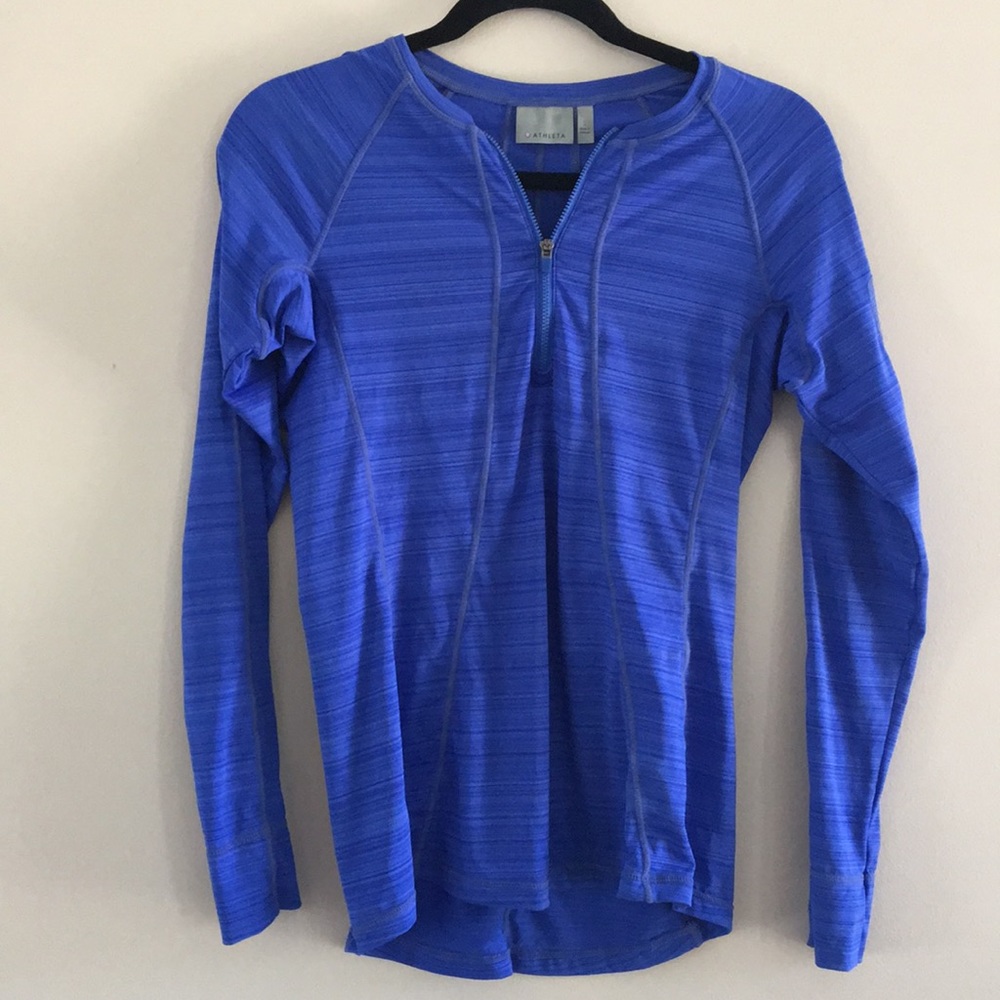 Athleta Pacifica long sleeve Blue rashguard-small